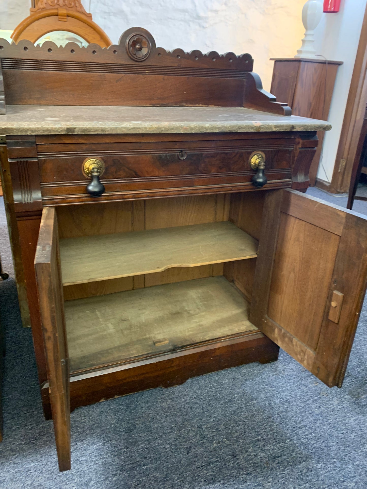 Washstand/ nightstand