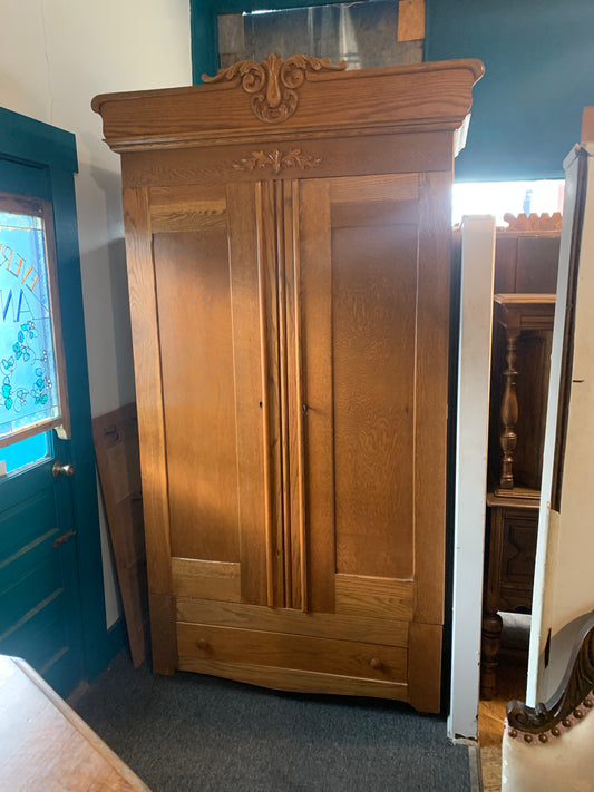 Armoire