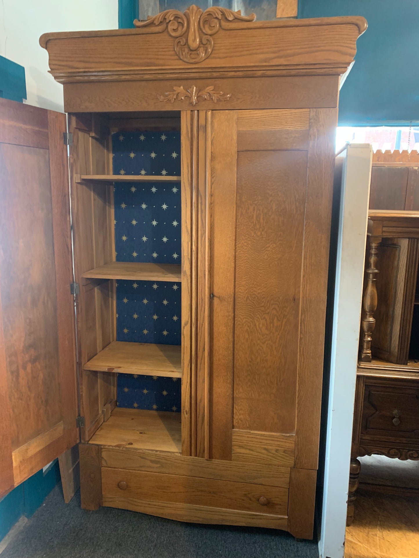 Armoire