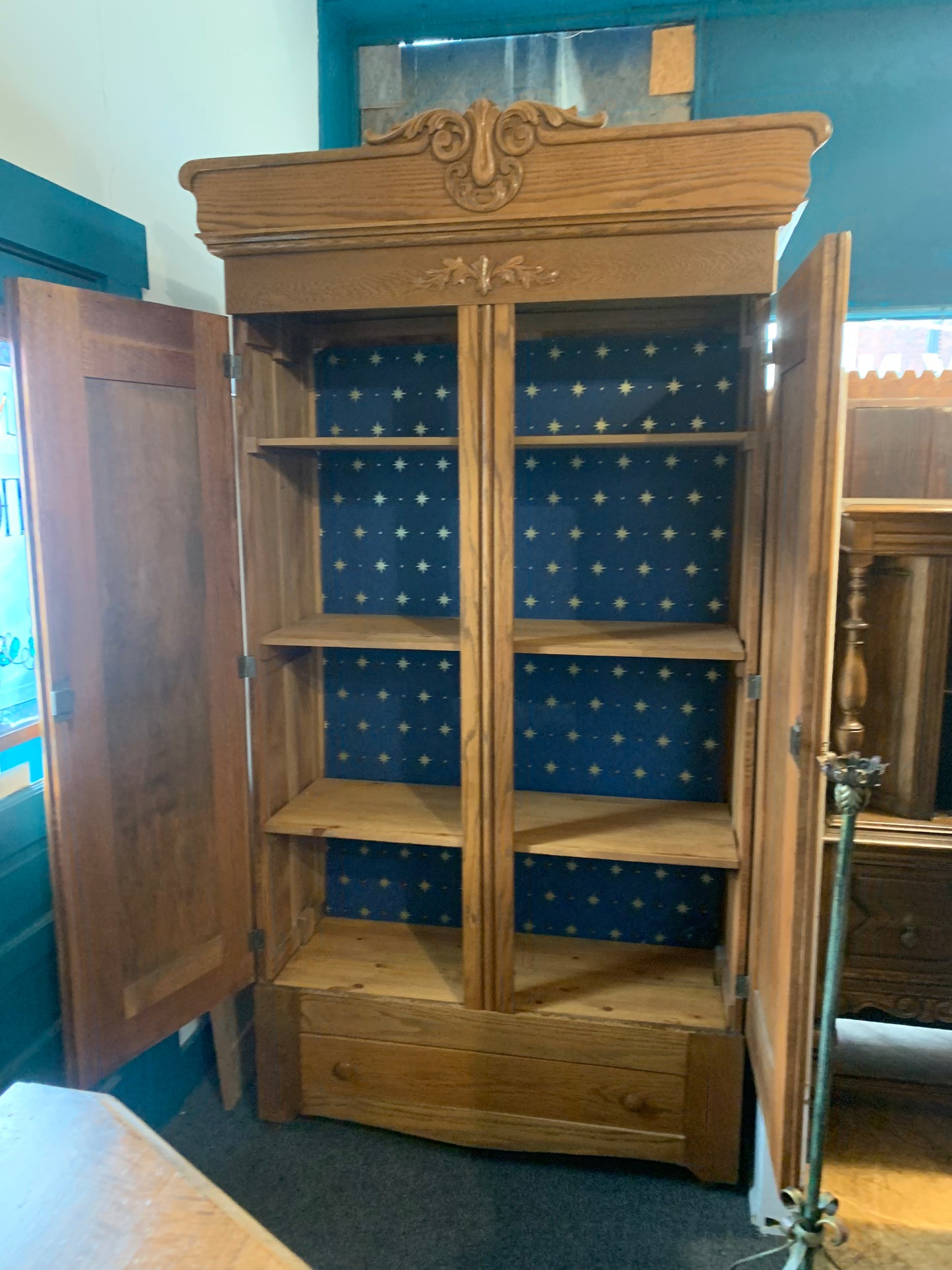 Armoire